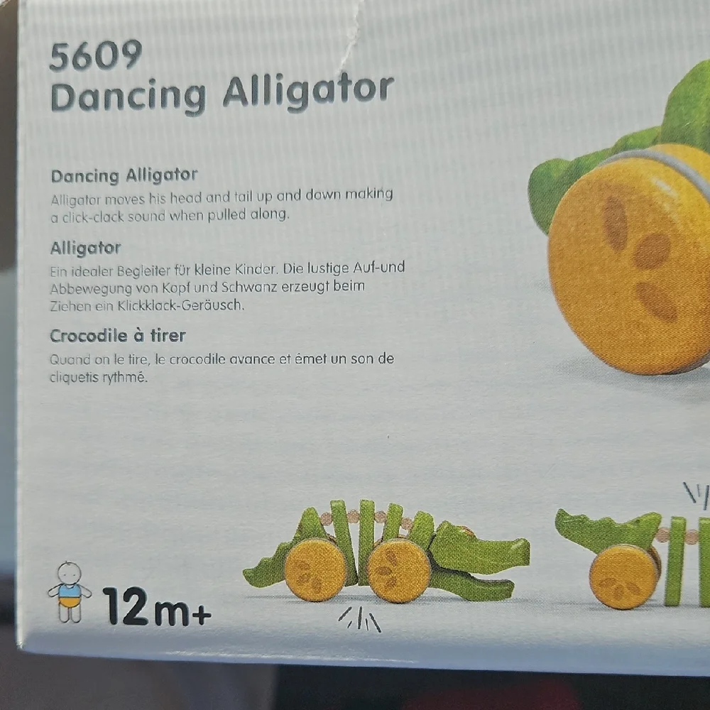 Green Dancing Alligator